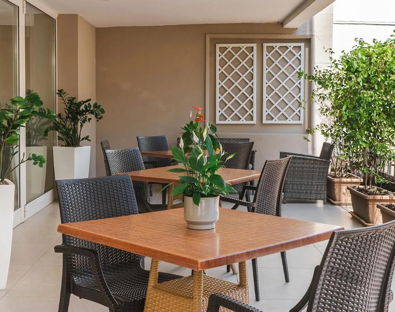 Hotel Carmen Riccione 2*,  Italien