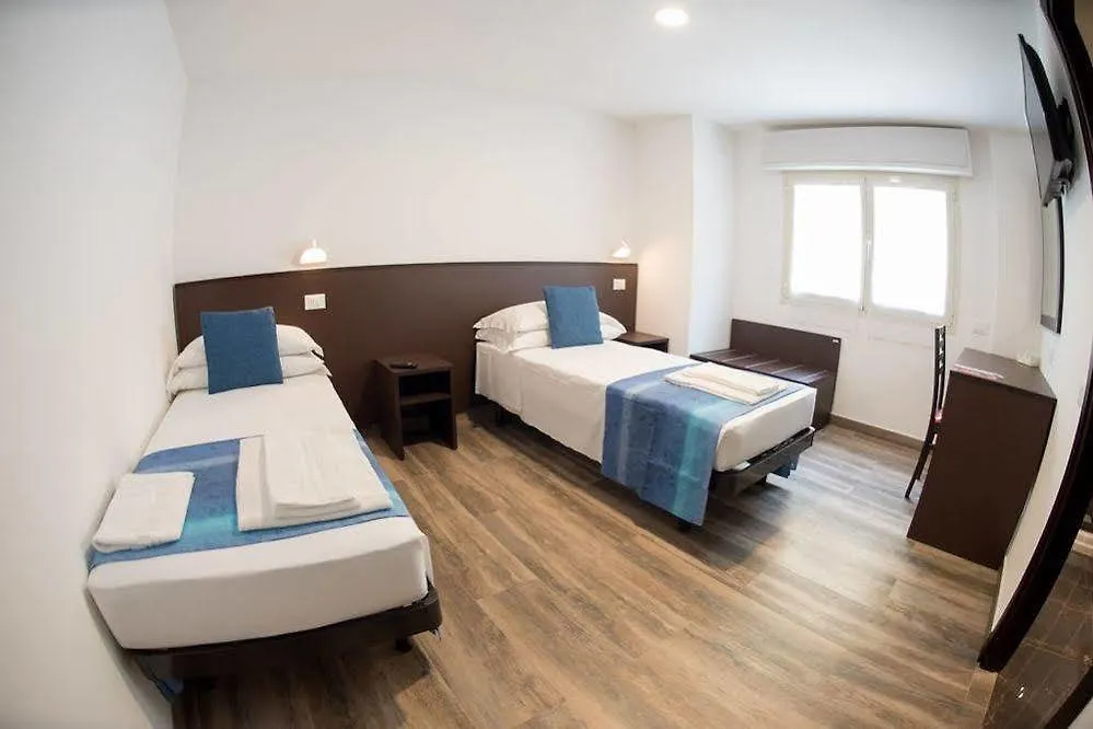 **  Hotel Carmen Riccione Italia