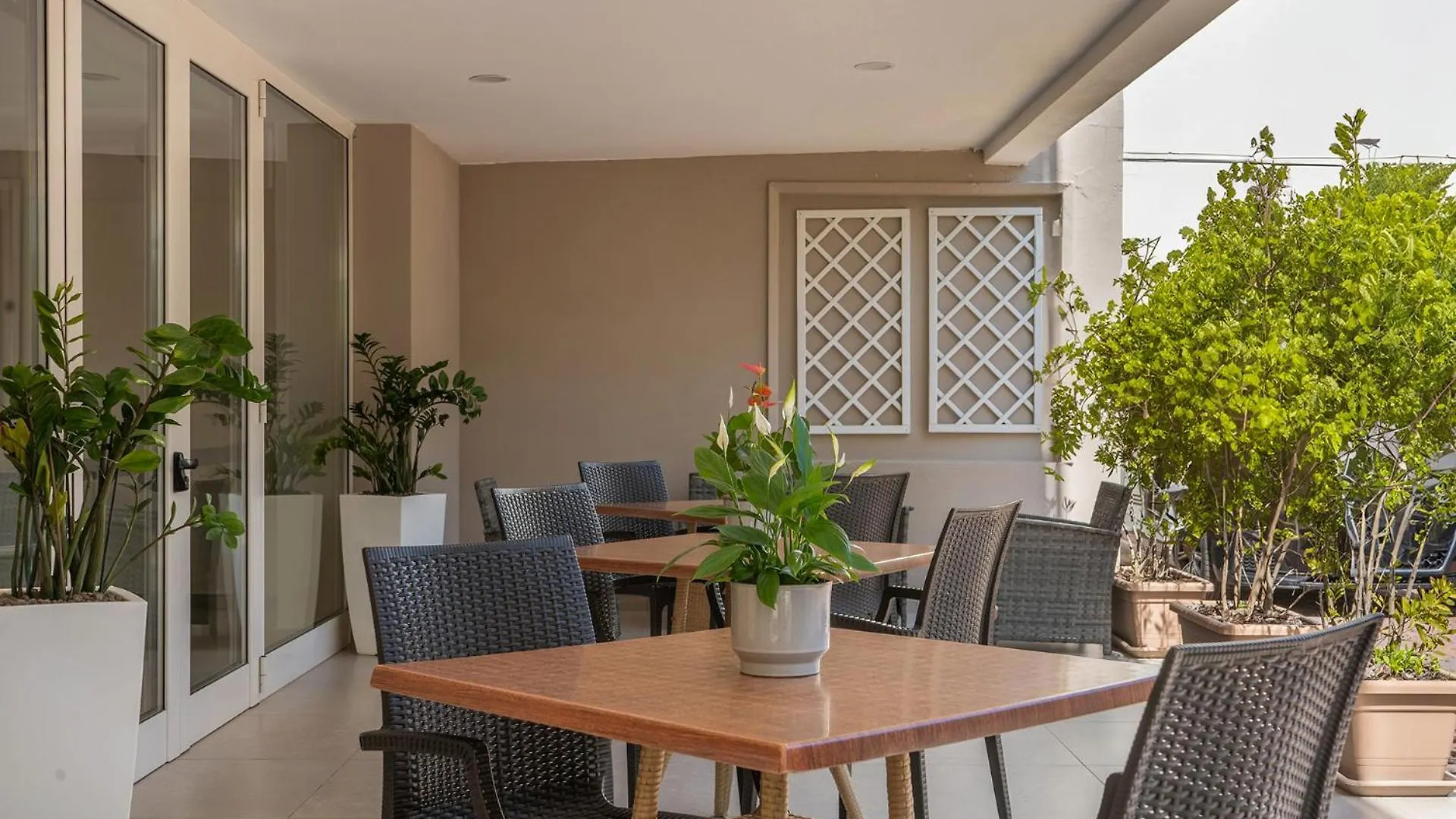 Hotel Carmen Riccione 2*,  Italy